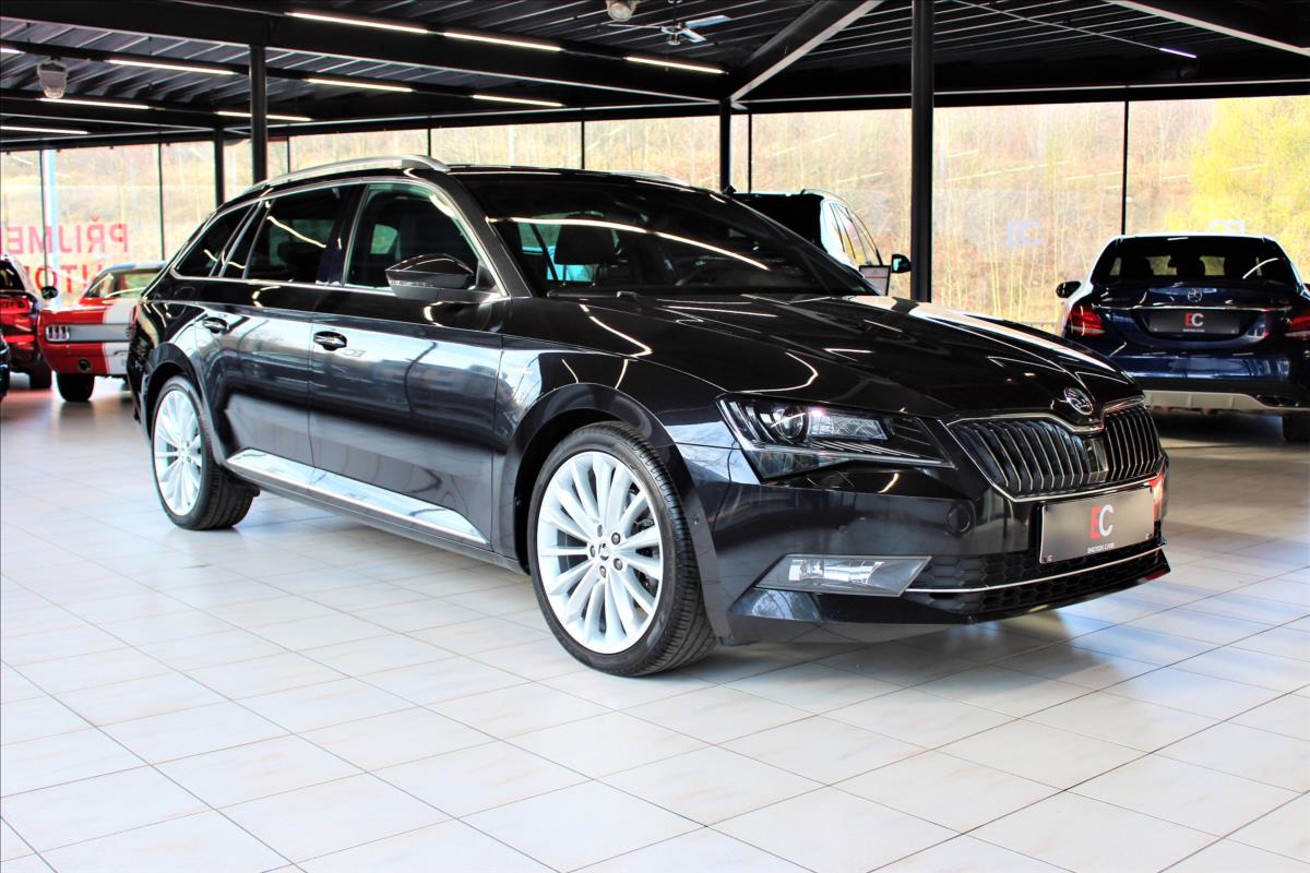 Škoda Superb