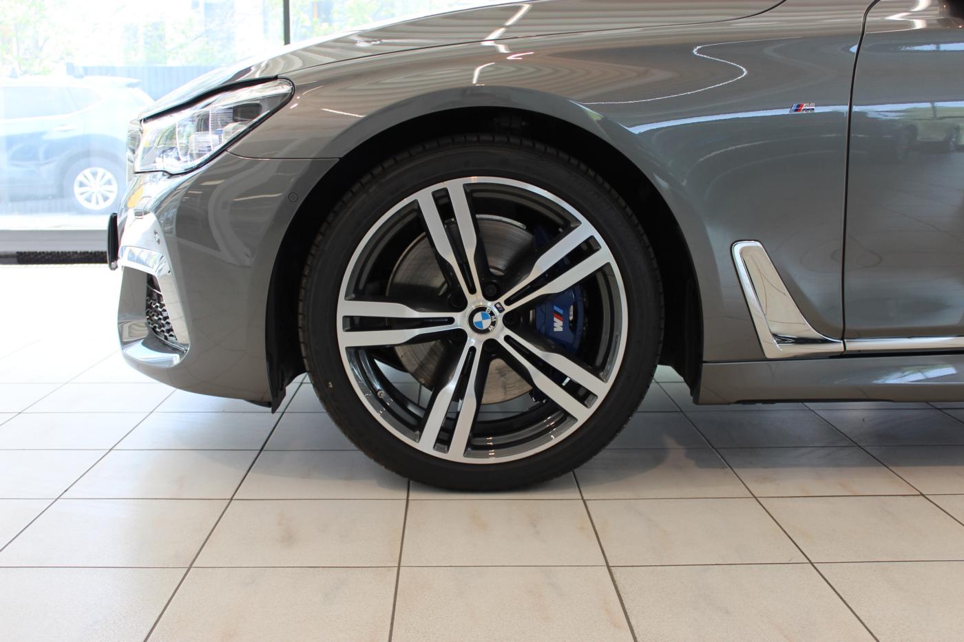 BMW Řada 7